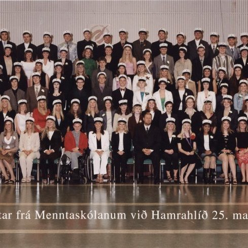 Útskrift 25. maí 2002