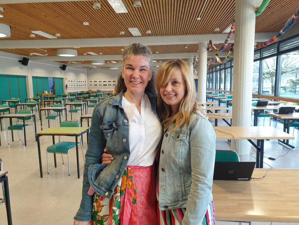 Ásdís og Anna Pála eru tilbúnar að taka á móti nemendum í próf