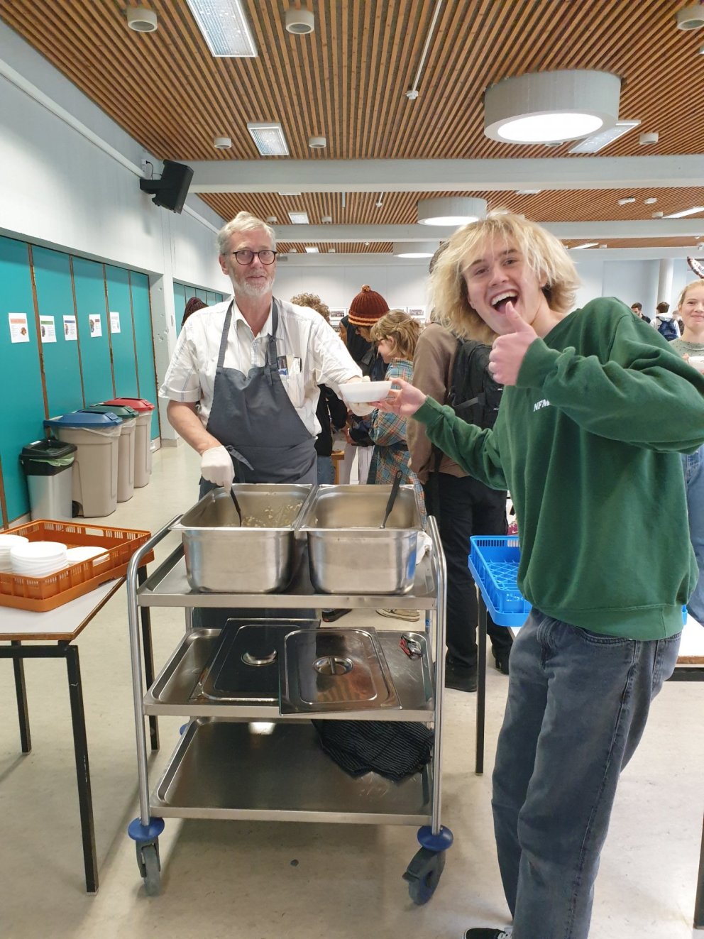 Pálmi áfangastjóri og glaðasti grautarneytandinn