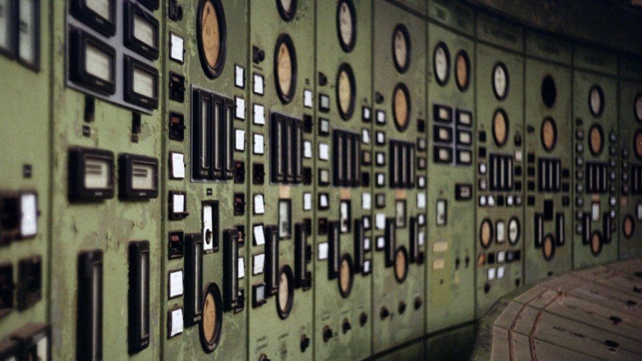 Ferðamaður – Utazó – Voyager