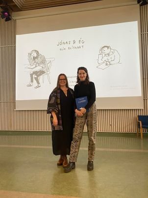 Hugrún R. Hólmgeirsdóttir fagstýra í íslensku og Elín Elísabet Einarsdóttir