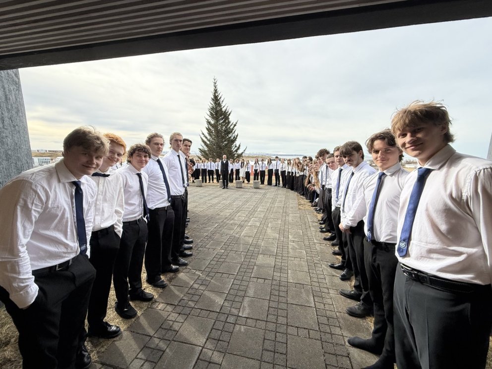 Fögnum sumri með kór MH