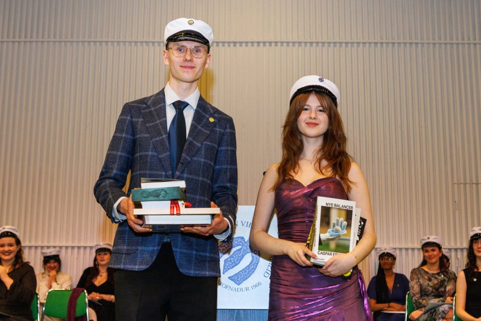 Dúx skólans Sölvi Freyr Valdimarsson og semidúx Valgerður Birna Magnúsdóttir