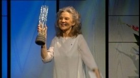 Þorgerður tekur við heiðursverðlaununum