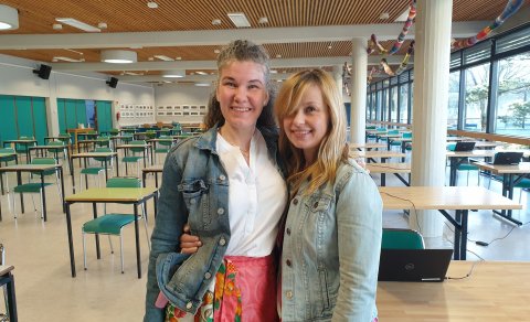 Ásdís og Anna Pála eru tilbúnar að taka á móti nemendum í próf