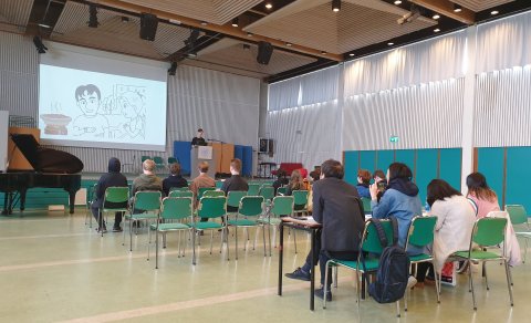 Ræðukeppni á japönsku