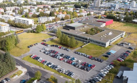 Inna er lokuð hjá öllum nemendum á meðan á stundatöflugerð stendur.