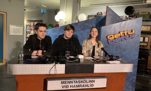 Lið MH áfram í þriðju umferð Gettu betur