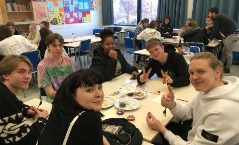 Gráðostur með vínberjum, gúrka, jógurt og eldpipar...