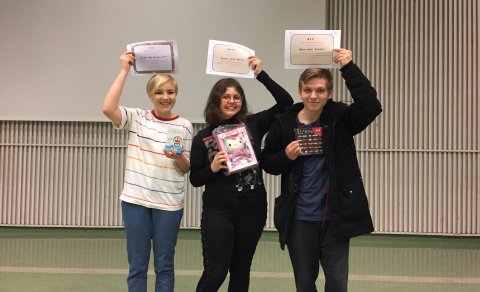 Nemendur í JAPA1BB05 sem hlutu sérstakar viðurkenningar voru : Snædís Brá Þorsteinsdóttir, Ignacia M…