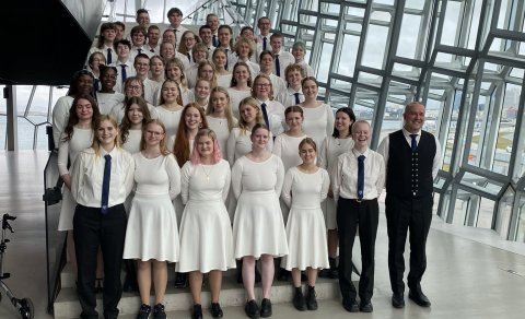 Kór Menntaskólans við Hamrahlíð í Hörpuhorni